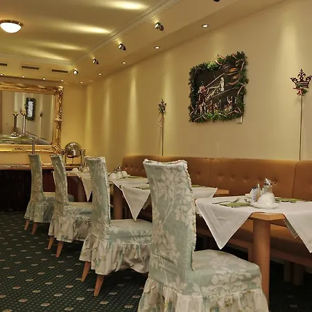 Stadthotel Herzog Ludwig 호텔