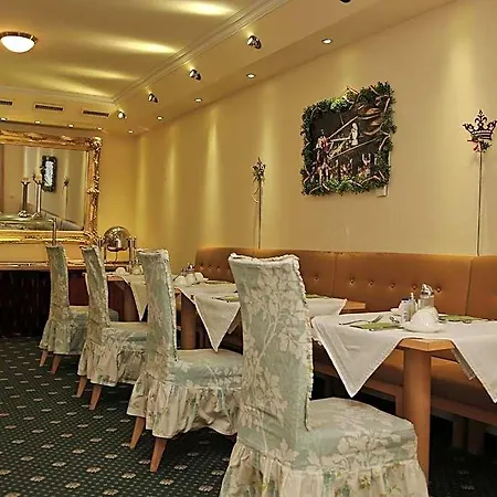 Stadthotel Herzog Ludwig 란츠후트